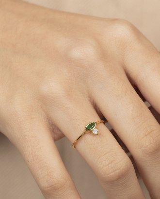 Emerald marquise gold